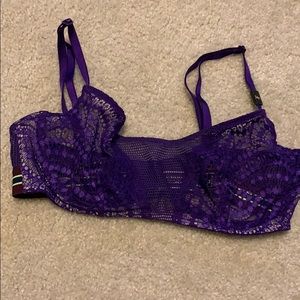 Victoria secret very sexy 34c NWT